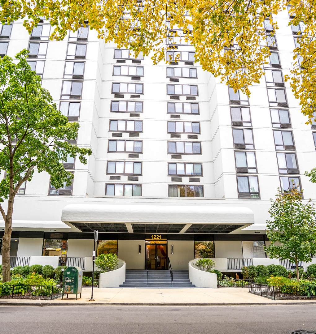 1221 Dearborn Street - Photo 1