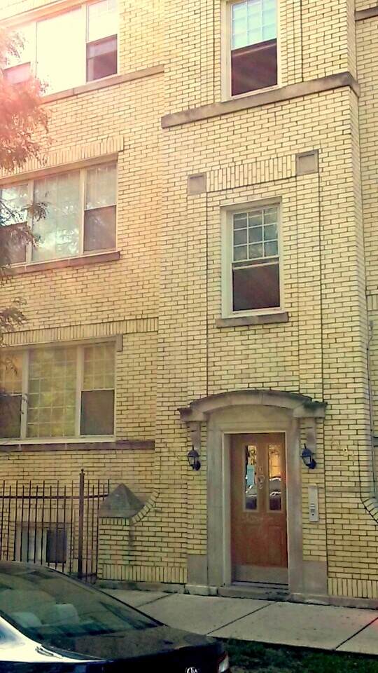 2821 Rosemont Avenue - Photo 1