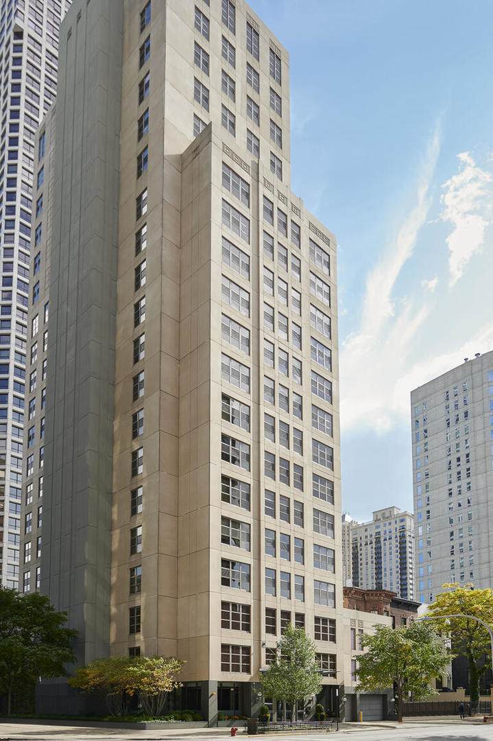 1035 Dearborn Street - Photo 1