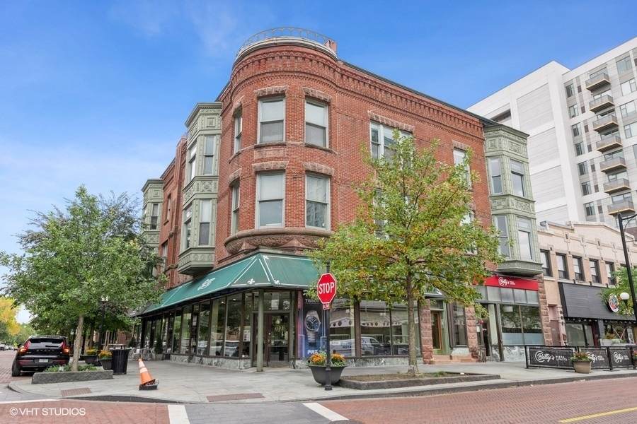 1101 South Boulevard - Photo 1
