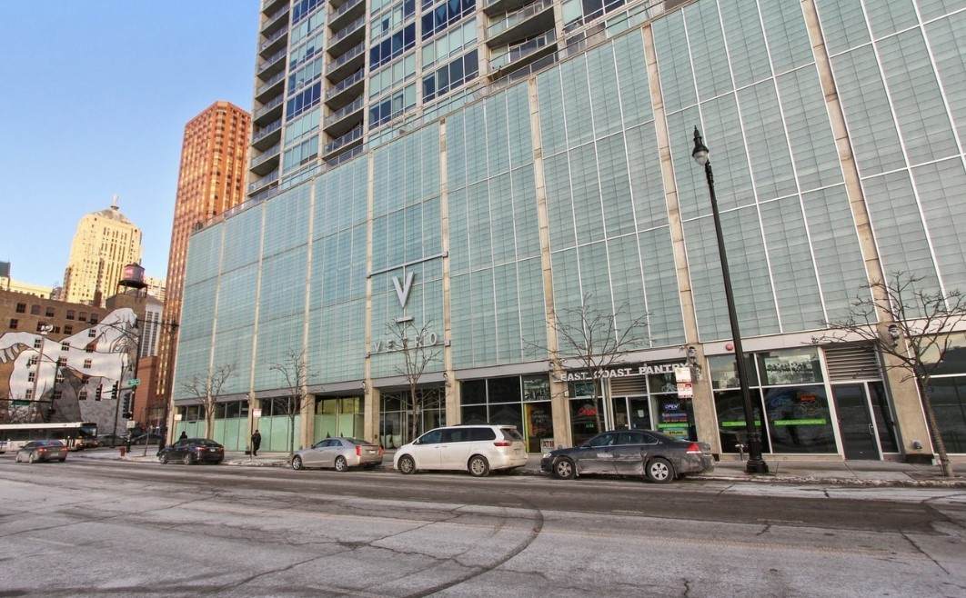 611 Wells Street - Photo 1