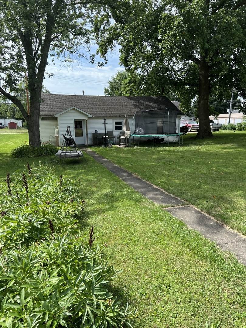211 North Street - Photo 1