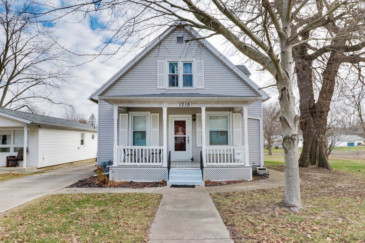 1319 Linden Street - Photo 1