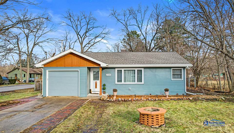25488 Richmond Avenue - Photo 1