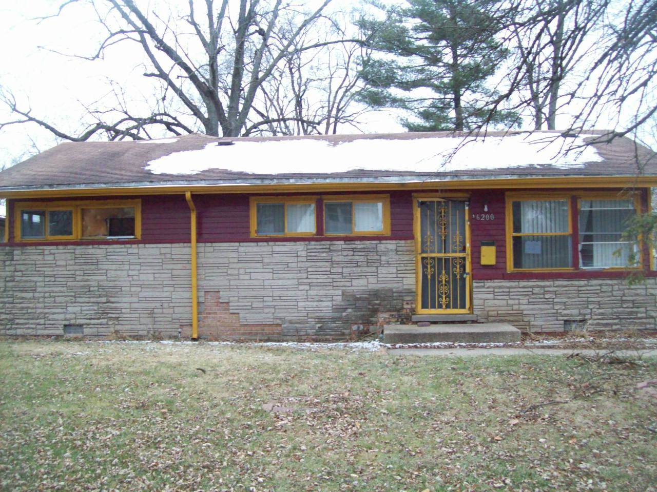 16200 Richmond Avenue - Photo 1