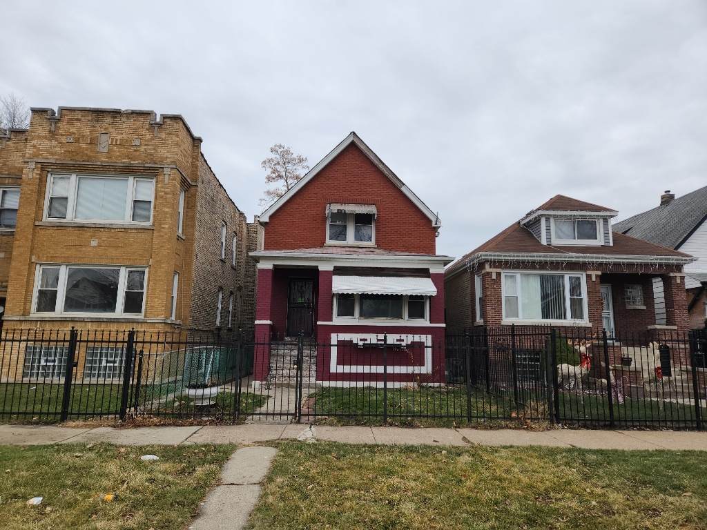 631 Long Avenue - Photo 1