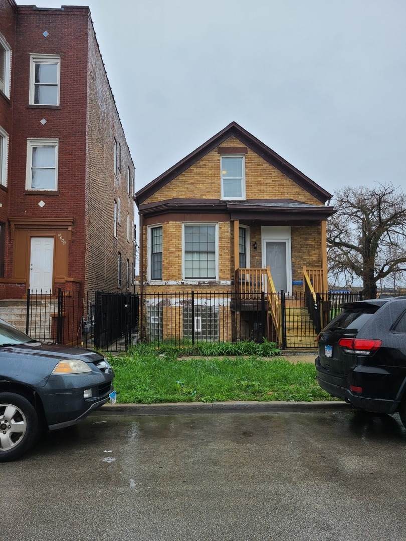 1342 Kolin Avenue - Photo 1