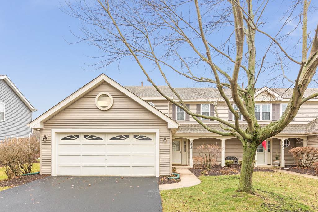 563 Tewksbury Circle - Photo 1
