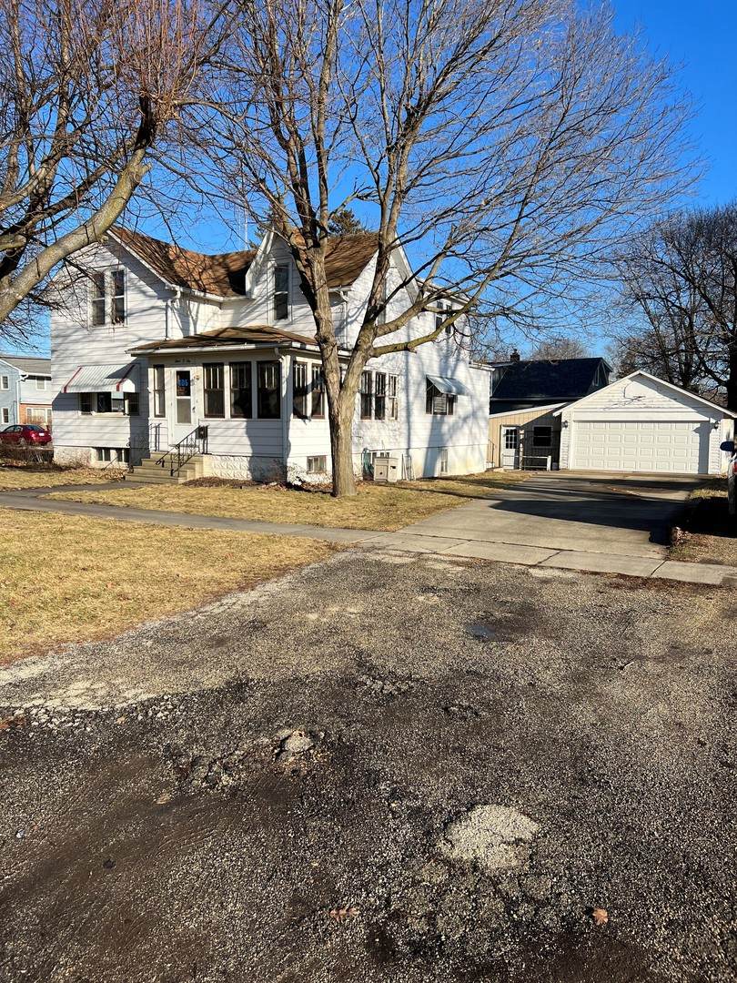 406 Locust Street - Photo 1