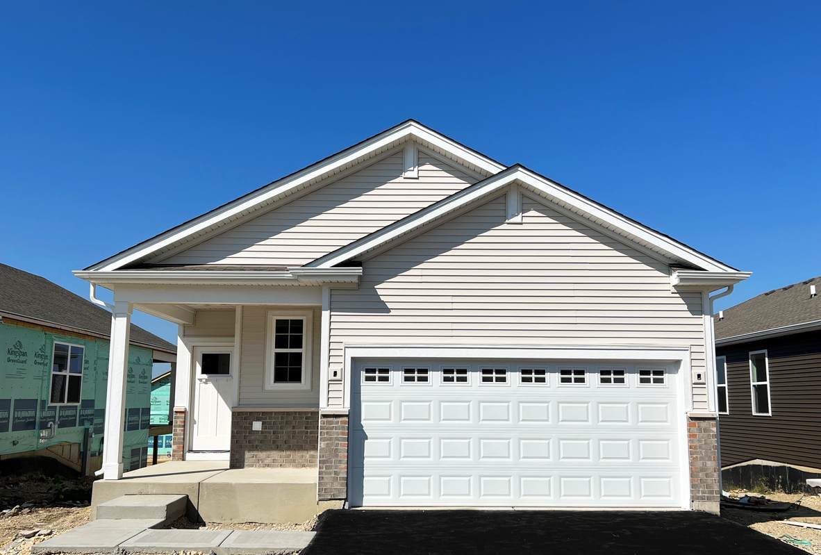 941 Savannah Lane - Photo 1