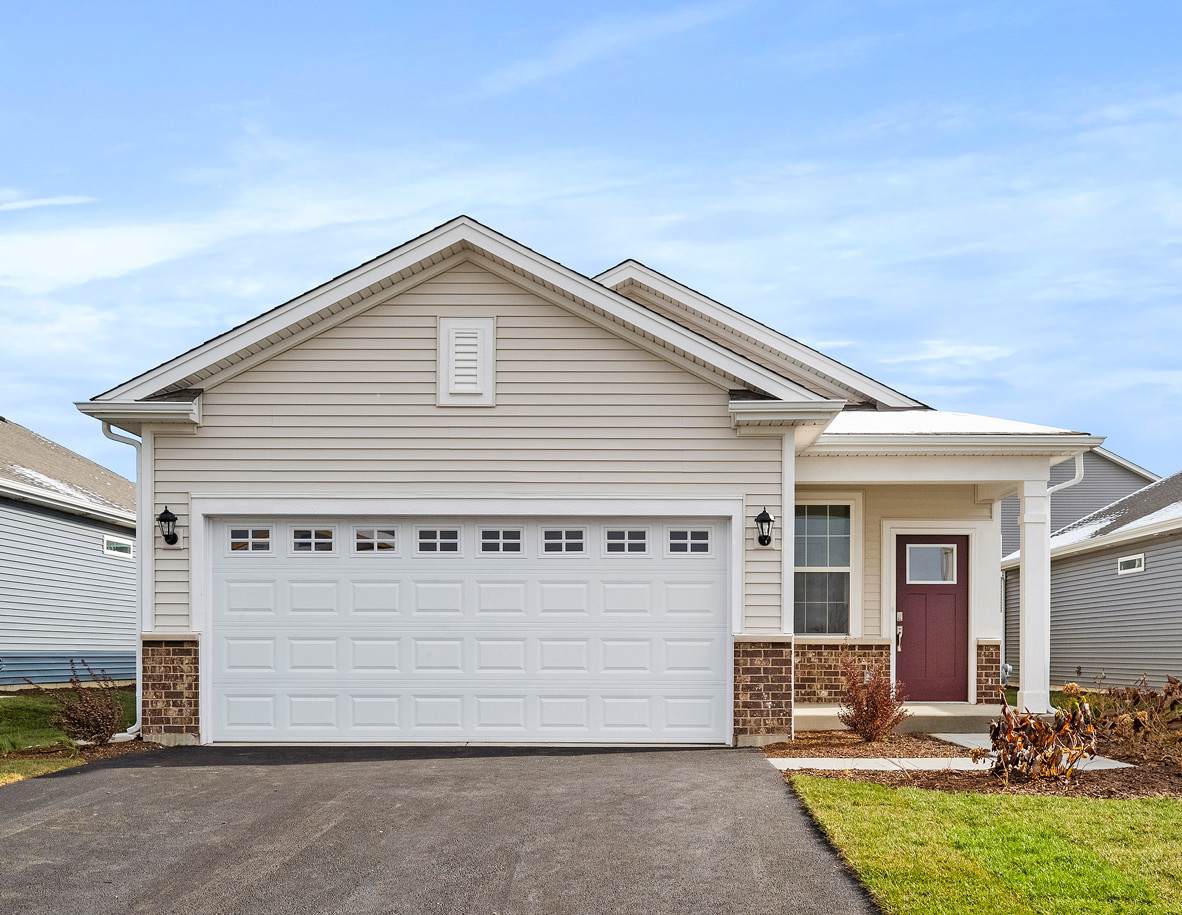 935 Savannah Lane - Photo 1