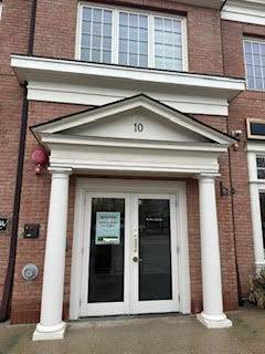 10 Scranton Avenue - Photo 1