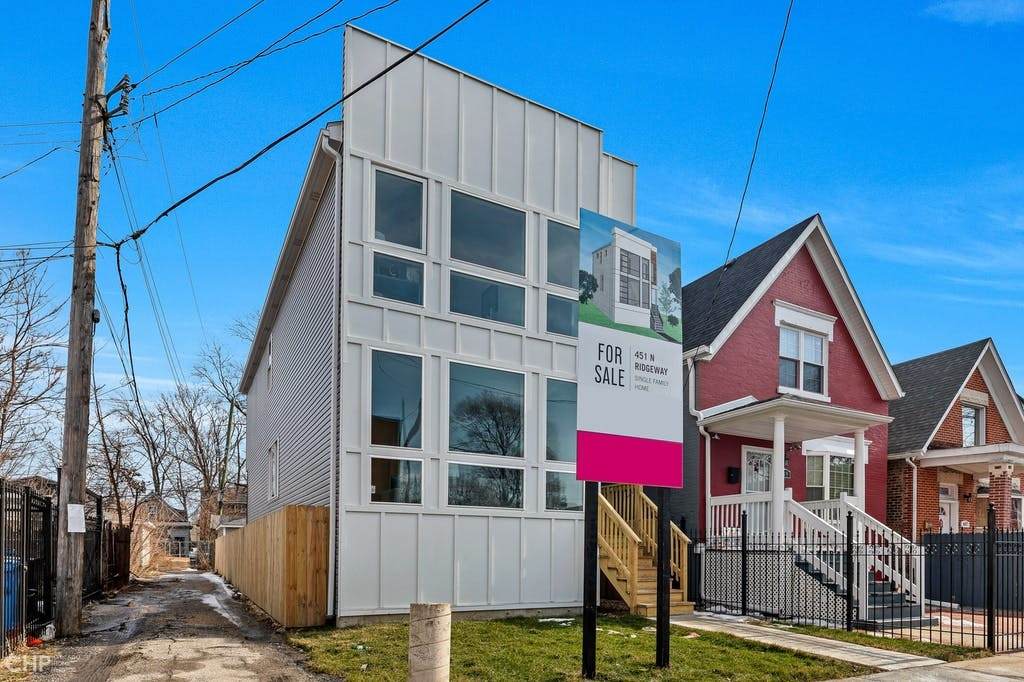409 Ridgeway Avenue - Photo 1