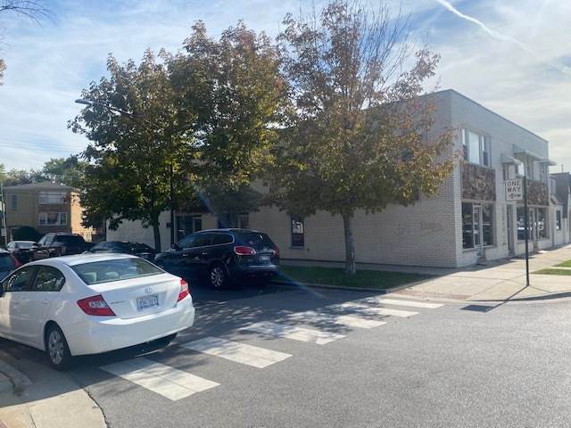 6259 B Milwaukee Avenue - Photo 1
