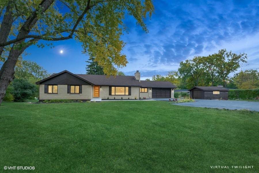 8221 Knollwood Drive - Photo 1