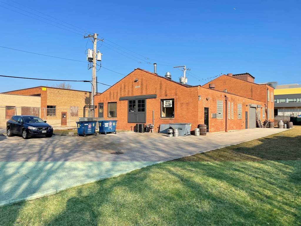 5435 Wolcott Avenue - Photo 1