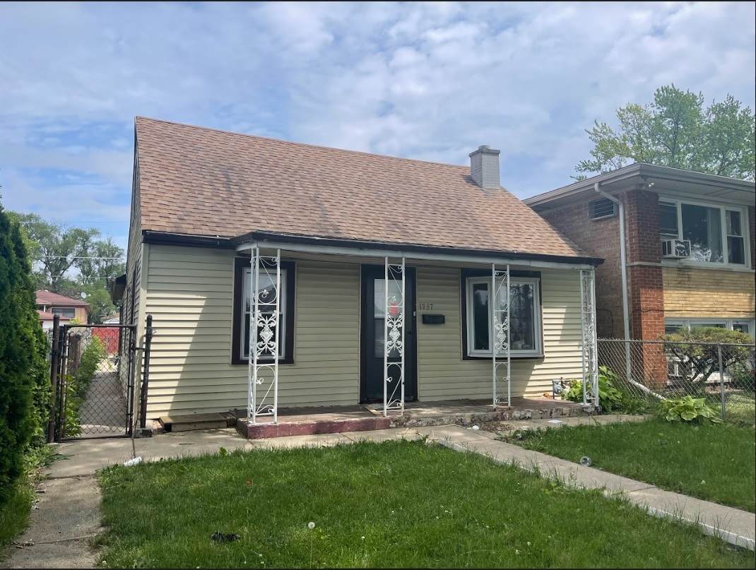 1737 36th Avenue - Photo 1