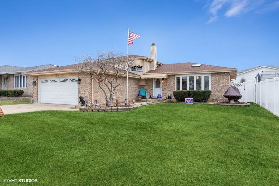 9317 170th Street - Photo 1