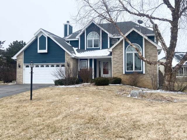 1702 Elm Street - Photo 1