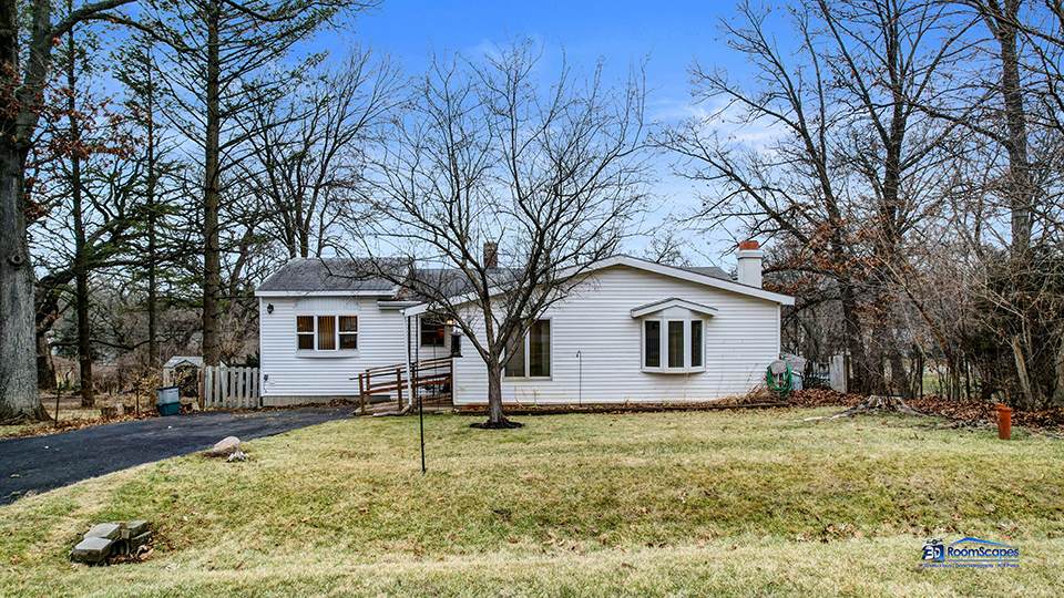 2909 Walnut Drive - Photo 1