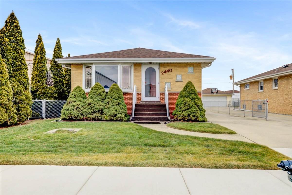 2440 Sheila Street - Photo 1