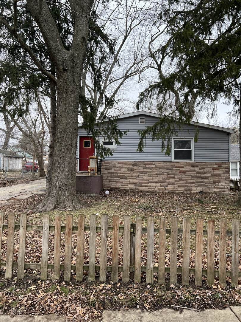 1010 Eureka Street - Photo 1
