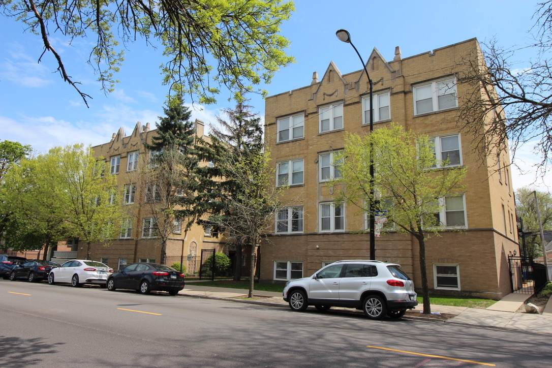 3921 Addison Street - Photo 1