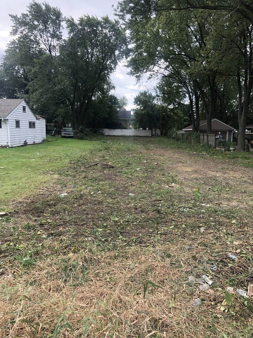 437 Lorraine Avenue - Photo 1