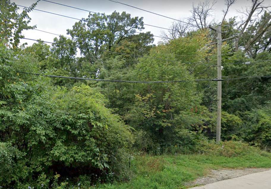 2200 Saunders Road - Photo 1