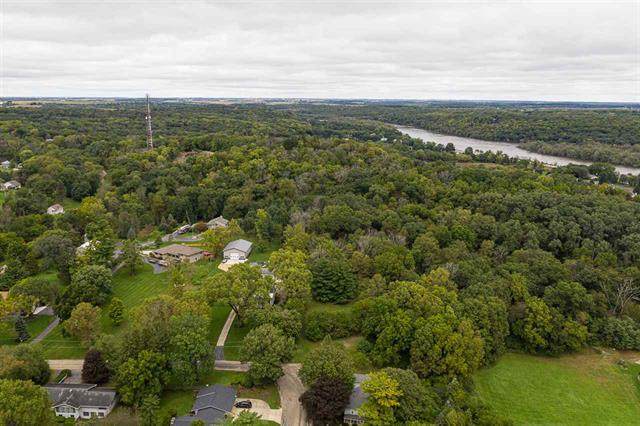 405 Lillemor Lane - Photo 1