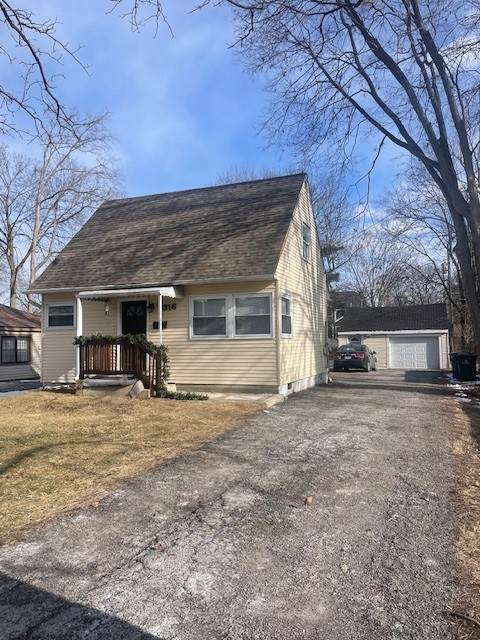 316 Loomis Street - Photo 1