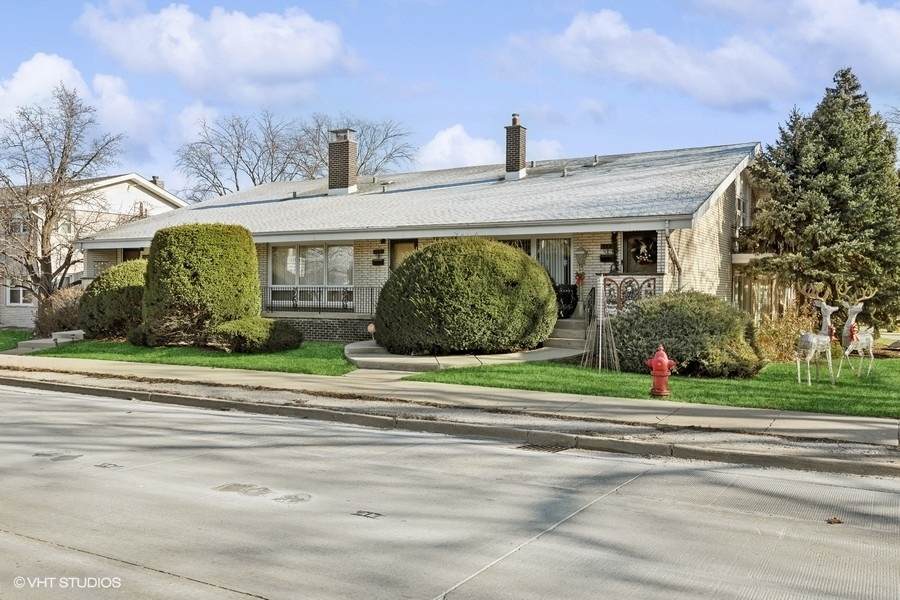 1245 Mannheim Road - Photo 1