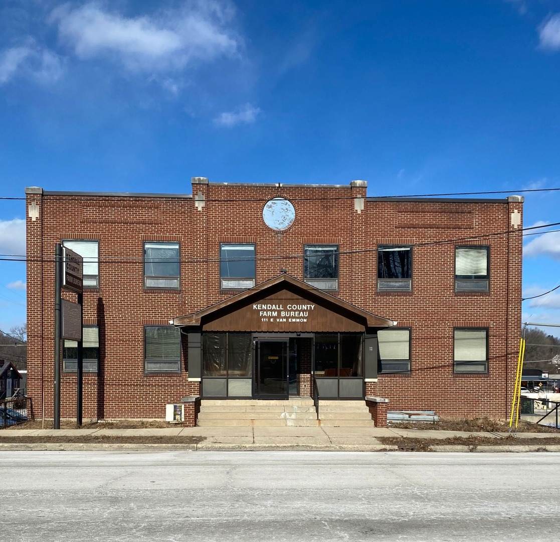 111 Van Emmon Street - Photo 1