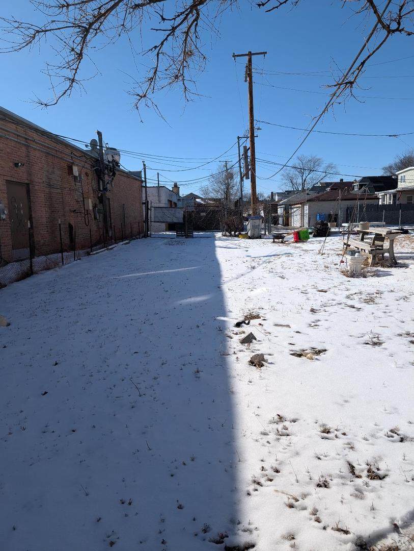 2414 Kenton Avenue - Photo 1