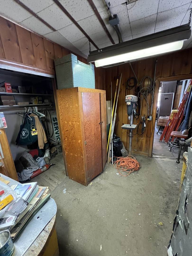 4387 Elston Avenue - Photo 1