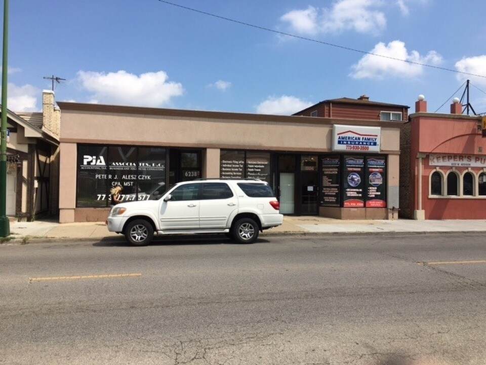 6238 Addison Street - Photo 1