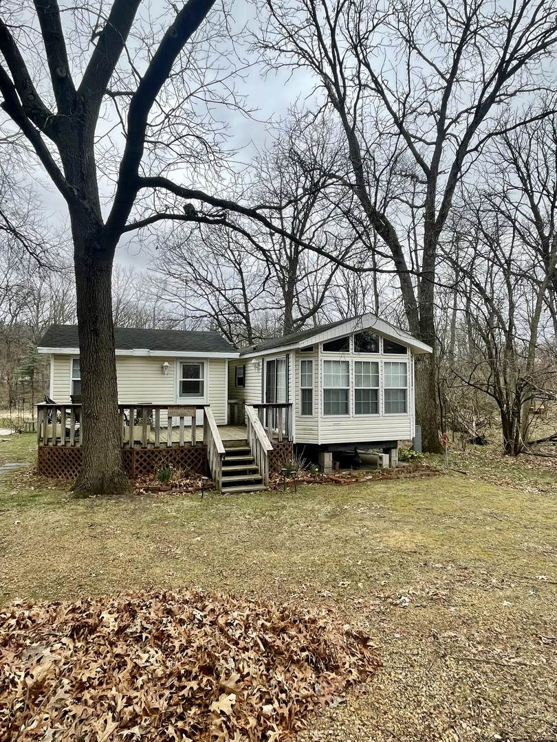 17-44 Woodhaven Lakes - Photo 1