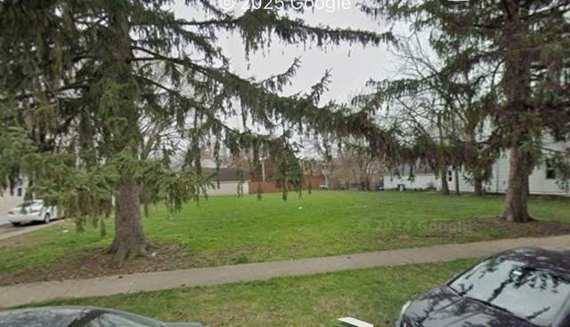 930 New York Street - Photo 1