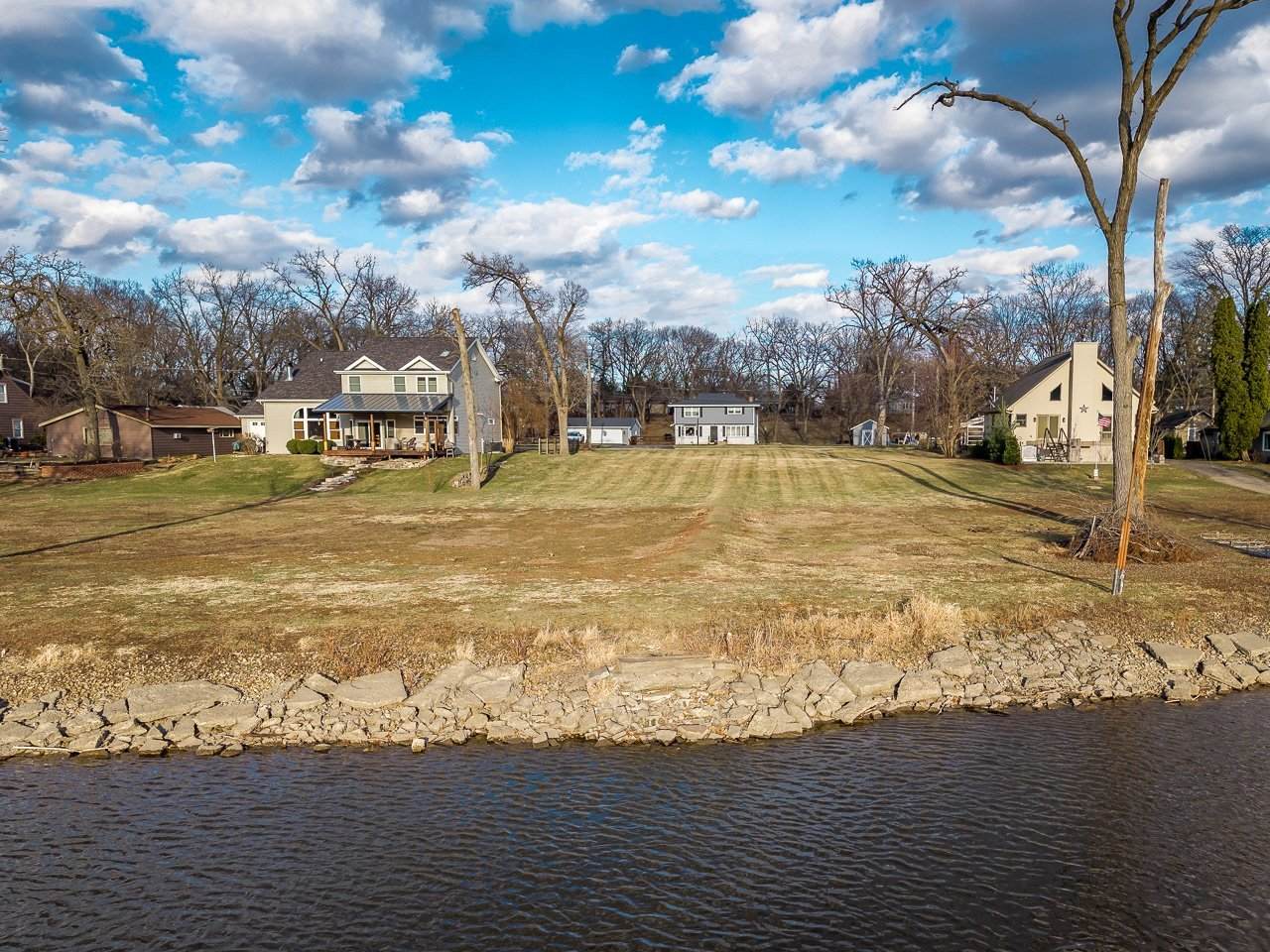 99xx Queen Oaks Drive - Photo 1