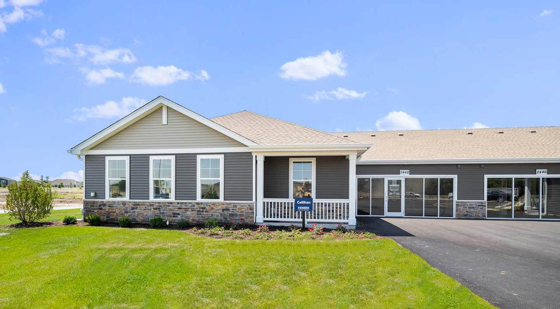 1066 Williamsburg Street - Photo 1