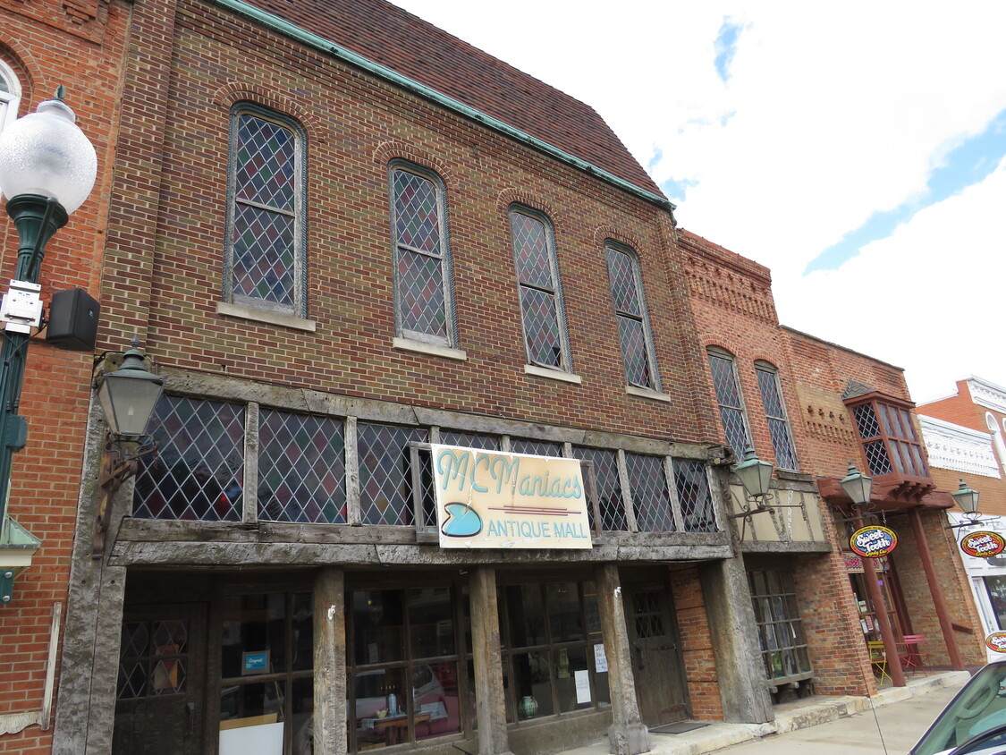 110-112 Washington Street - Photo 1