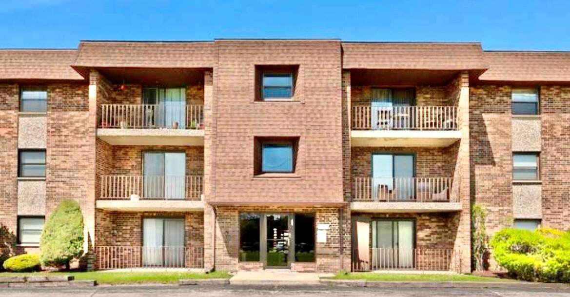 2237 175th Street - Photo 1