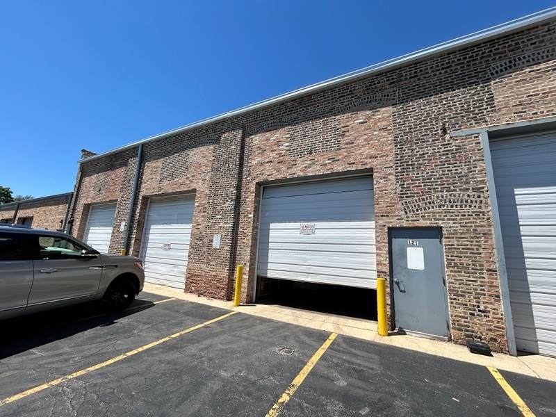 627 Albany Avenue - Photo 1