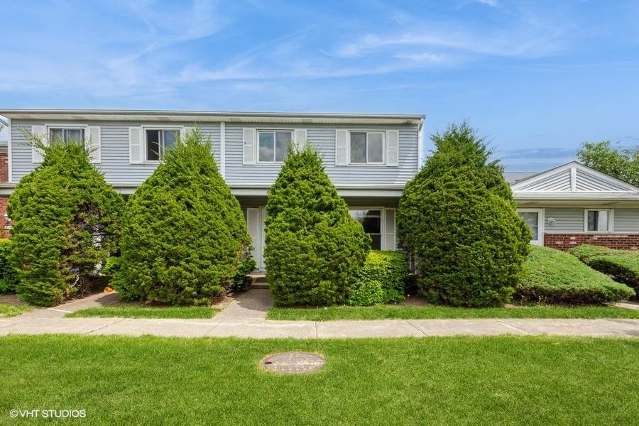 412 Greentree Lane - Photo 1