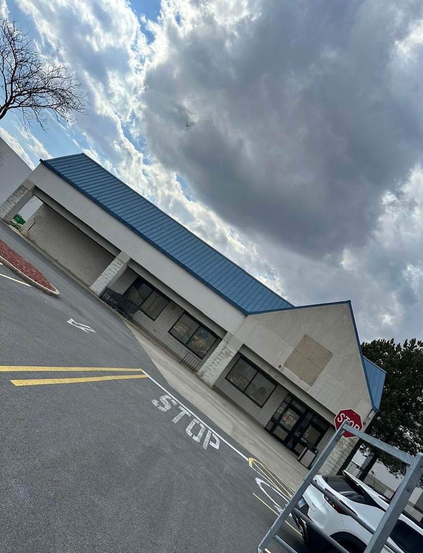 16150 Harlem Avenue - Photo 1
