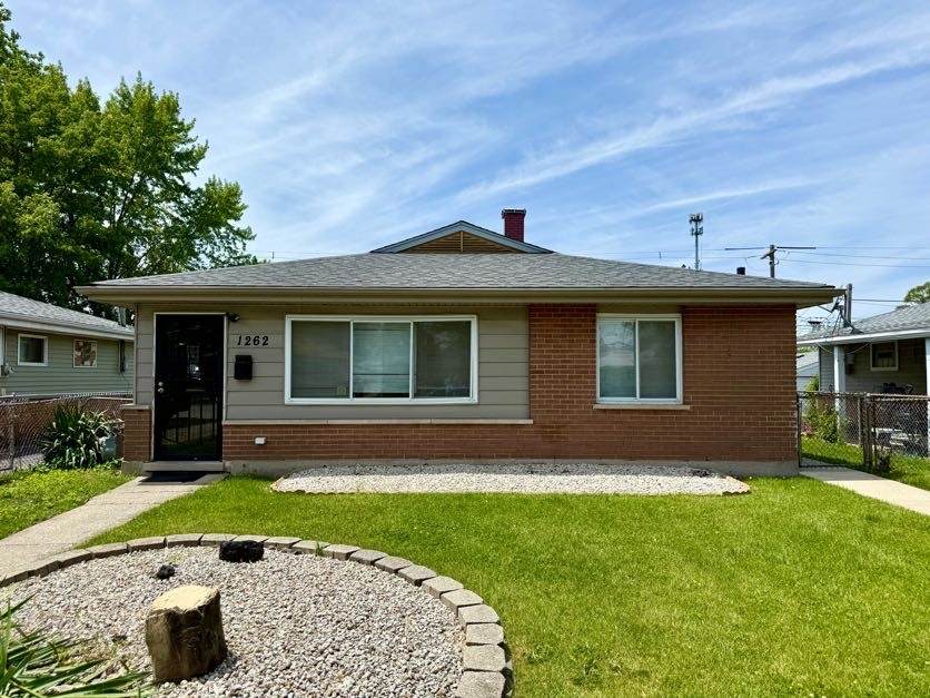 1262 Greenbay Avenue - Photo 1
