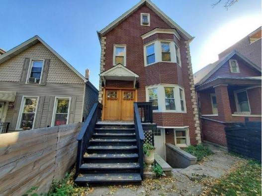 2863 Belden Avenue - Photo 1