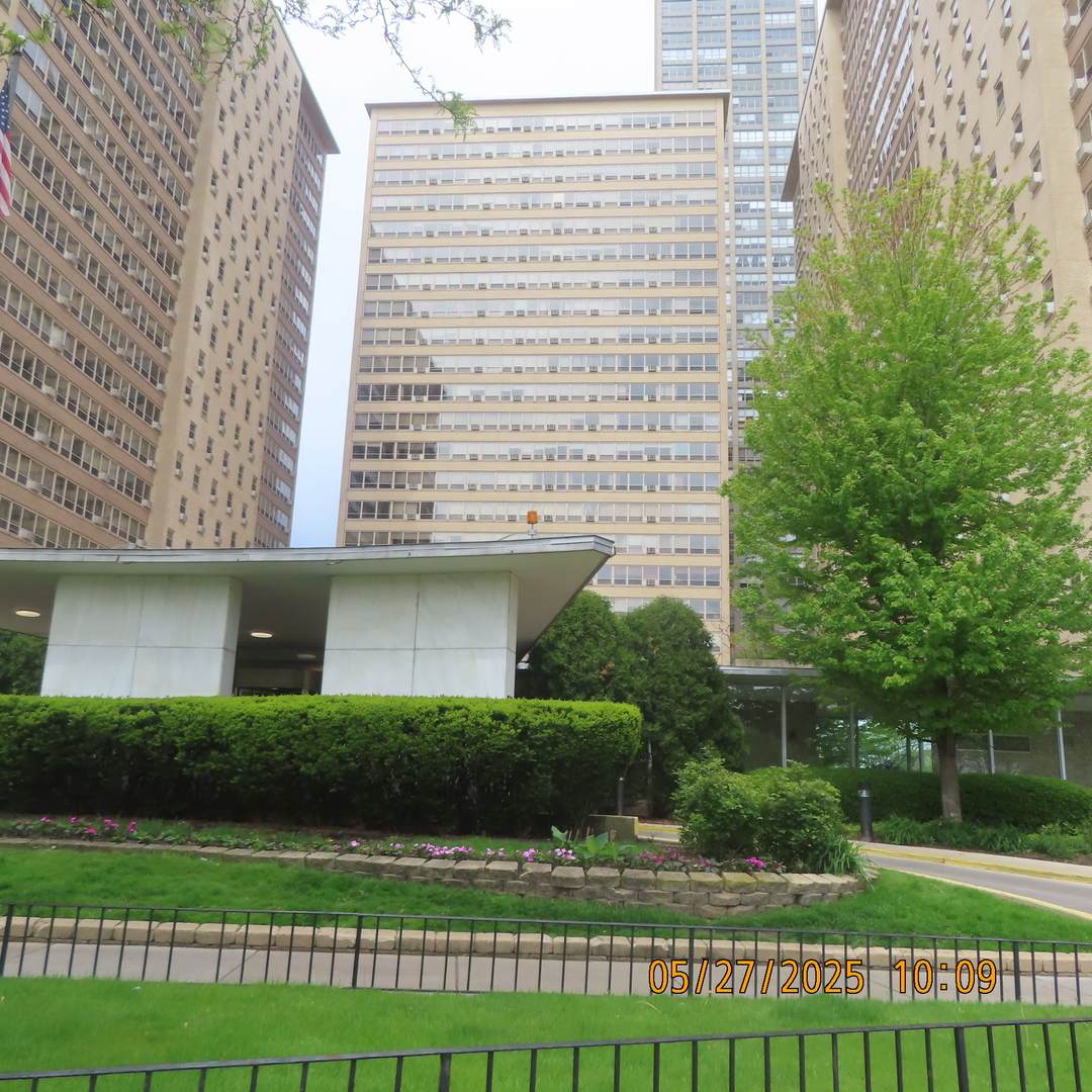 3950 Lake Shore Drive - Photo 1