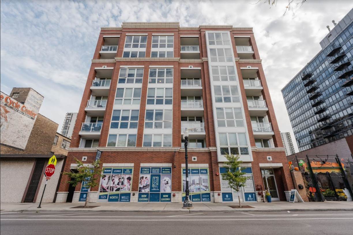1325 Wells Street - Photo 1