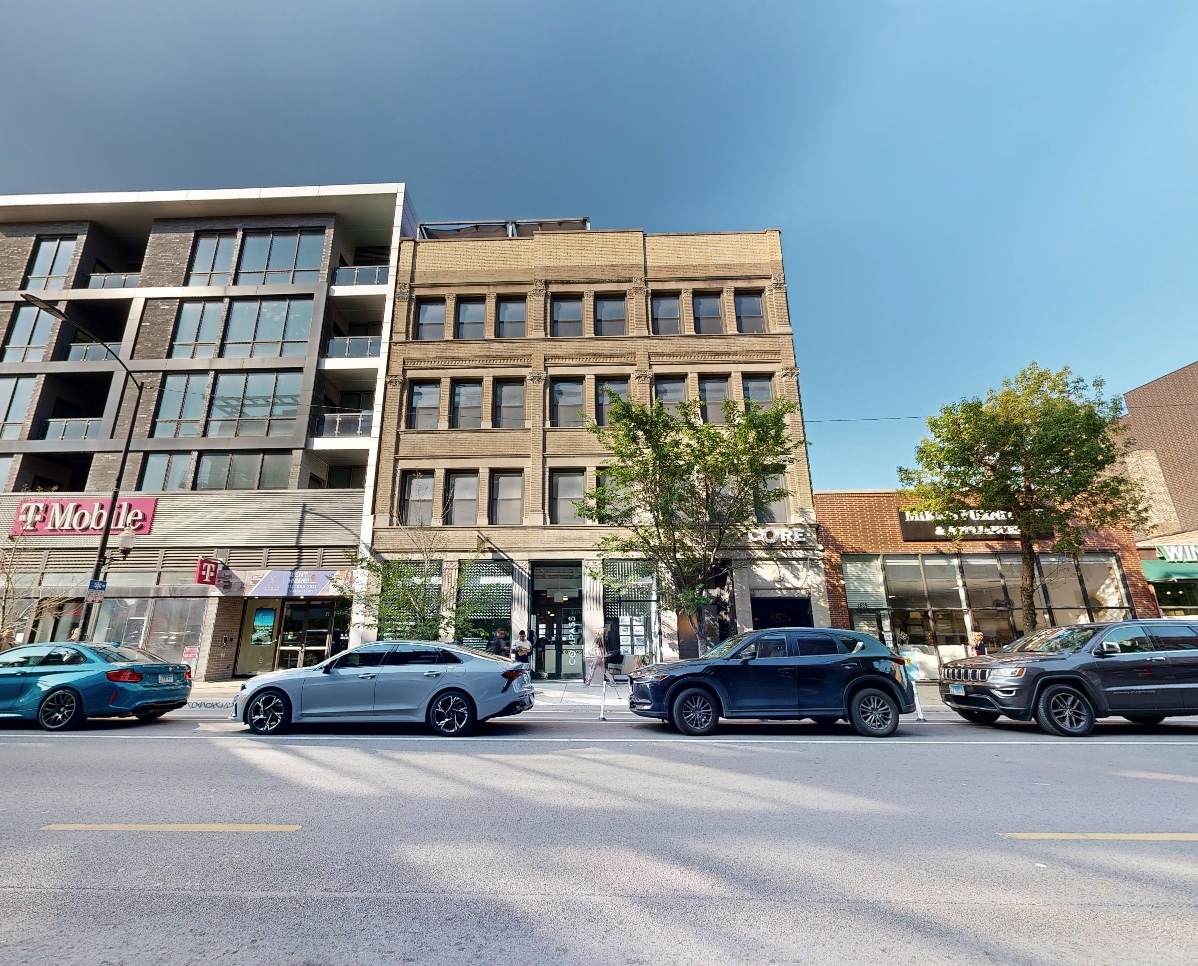 1643 Milwaukee Avenue - Photo 1
